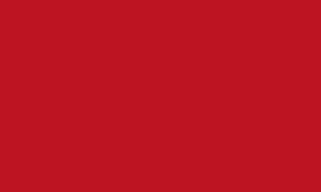 Fond rouge uni utilisé comme élément graphique